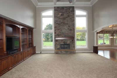 3-Floor to ceiling fireplace with Eldorado Hillstone Verona stone