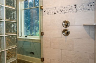 17-Glass block wall in master shower