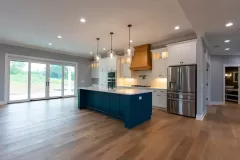 8-View-of-kitchen-to-rear-yard